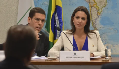 Maria Corina Machado, líder da oposição venezuelana, vence o Nobel da Paz