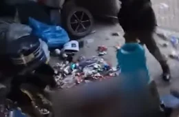 ‘Foi desumano’: Jovem negro é executado a tiros em casa e arrastado por PMs no Paraná
