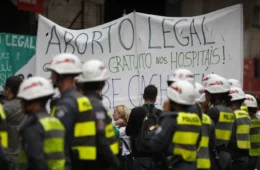 Aborto: por que a Espanha avança e o Brasil caminha para mais restrições?