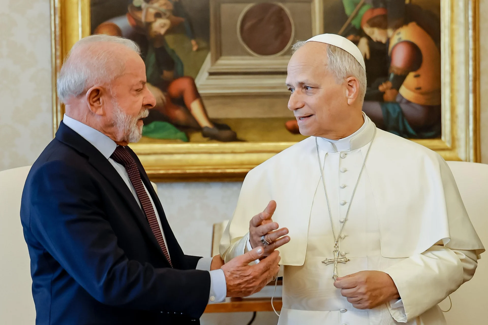 Lula se reúne com papa Leão XIV no Vaticano. (Foto: