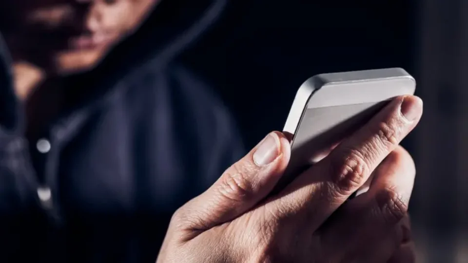 O papel dos gabinetes de ódio nas campanhas eleitorais digitais