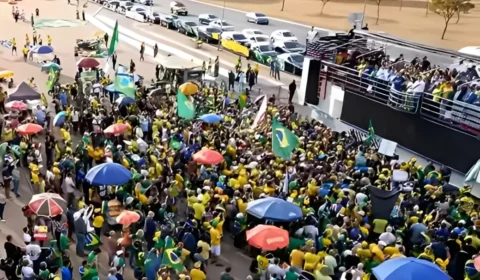 Ato em defesa da anistia reúne poucos manifestantes e enfraquece pauta