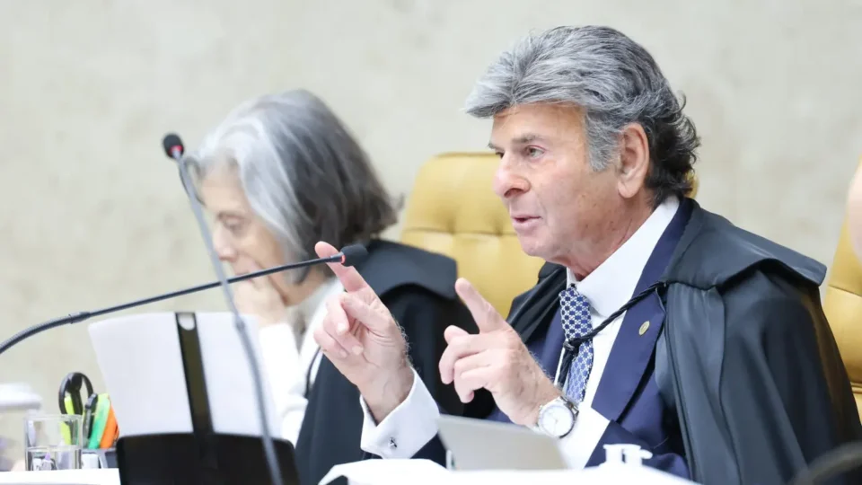 Depois de discussão, Fux abandonou plenário do STF durante críticas de Gilmar à Lava Jato