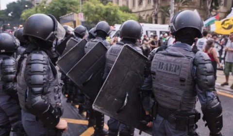Letalidade policial em SP recua, mas segue pior do que patamar anterior a Tarcísio