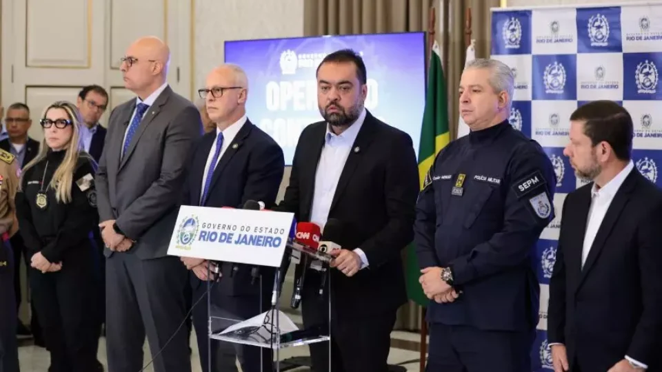 Feche-se o foco em Felipe Curi: ele é o Eichmann de Castro
