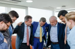 Lula disse amém!