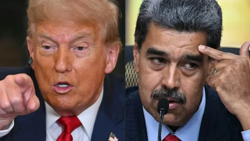 Trump anuncia fechamento total do espaço aéreo da Venezuela