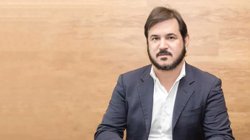 União Brasil contratou contador do escritório de advocacia de Rueda por R$ 730 mil