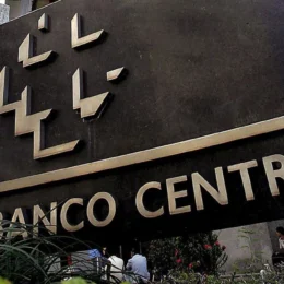 CCJ do Senado aprova PEC que amplia autonomia financeira do Banco Central