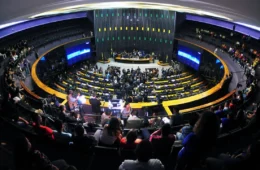 Câmara instala comissão para analisar redução da maioridade penal