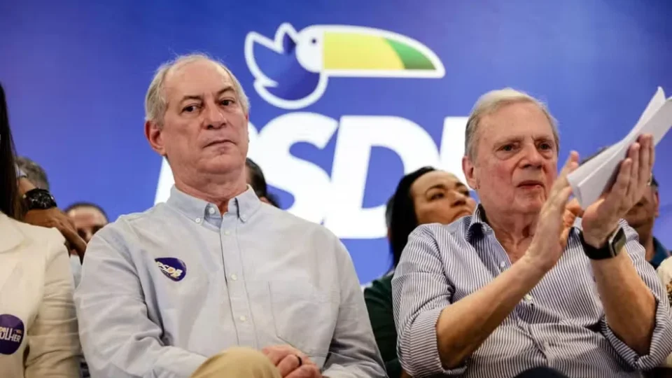‘Aqui não tem ladrão’, diz Ciro ao se filiar ao PSDB, em referência ao PT
