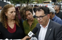 Deputados pedem prisão de Cláudio Castro após ouvir relatos de familiares de vítimas