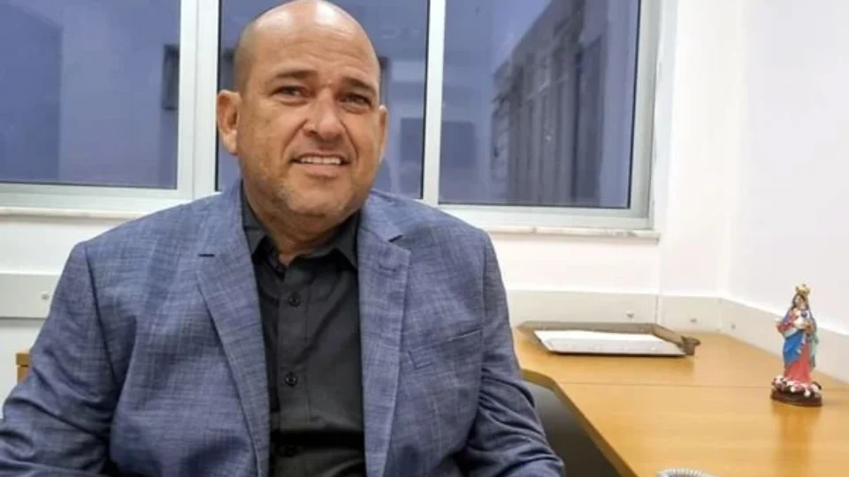 Justiça decreta prisão de deputado acusado de liderar milícia na Bahia