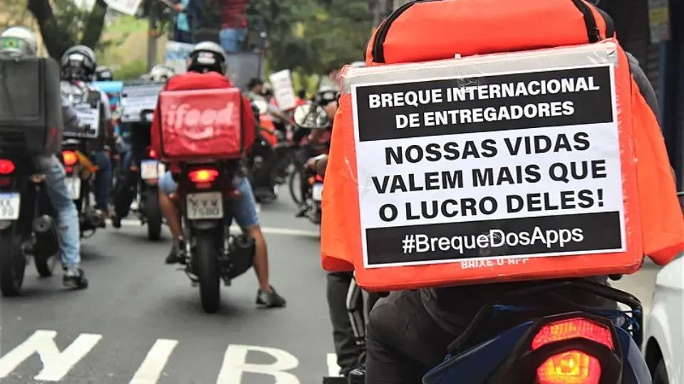 Trabalho por plataformas cresce no país, mas mantém alta informalidade