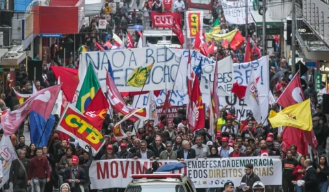 Esquerda política: origem, valores e desafios no mundo atual