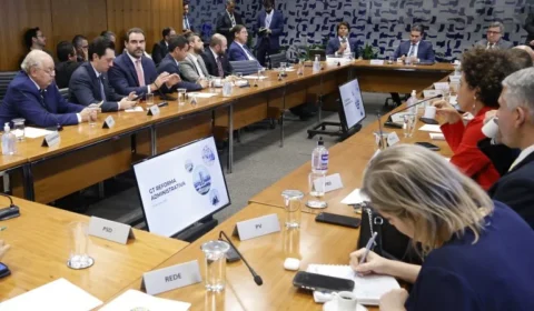 Relator finaliza texto da reforma administrativa; veja os principais pontos