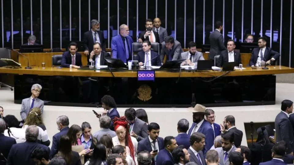 MP do IOF: Governo Lula avalia plano alternativo para cobrir rombo após derrota