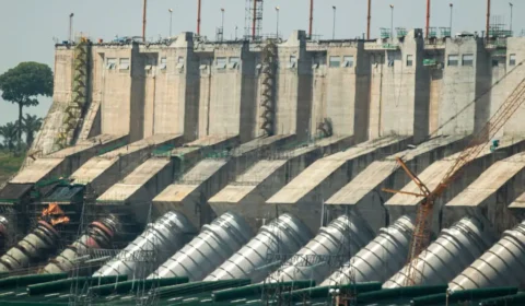 Manobra do Congresso em MP dá licença ambiental a hidrelétricas em 90 dias