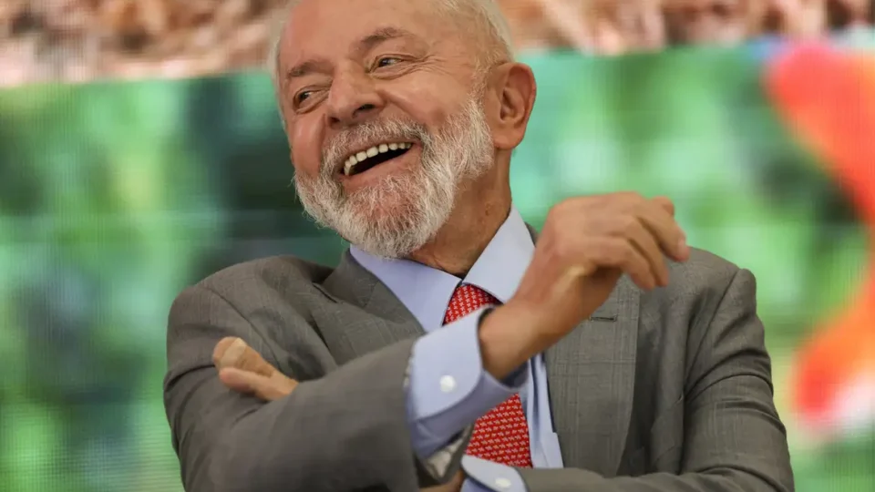 AtlasIntel: Lula venceria todos no 1º turno e Tarcísio perde até para Haddad