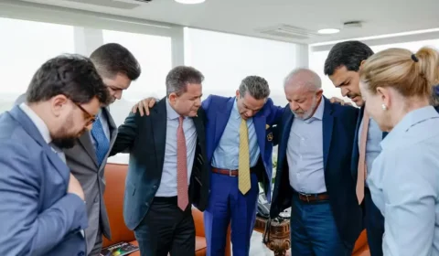 Lula recebe pastores evangélicos no Planalto com participação de Messias, favorito ao STF