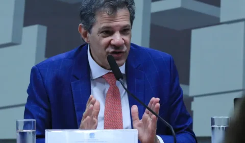 Haddad nega mudança na meta fiscal de 2026