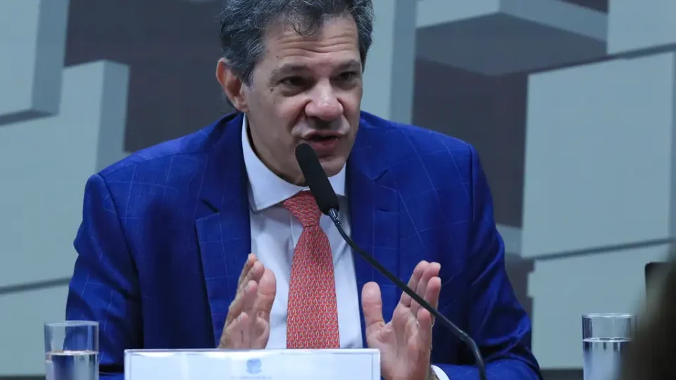 Haddad nega mudança na meta fiscal de 2026
