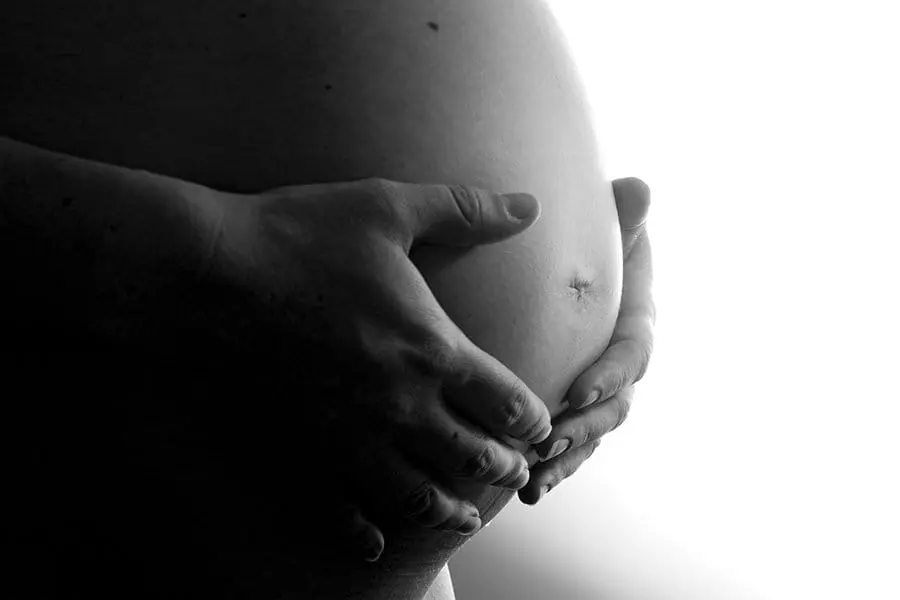 Respeitar o parto é respeitar a mulher por inteira: desde seu corpo, suas escolhas e sua dignidade. Tudo que foge disso, é violência. Imagem: reprodução