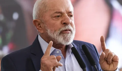 Lula chama América Latina de zona de paz e critica intervenções
