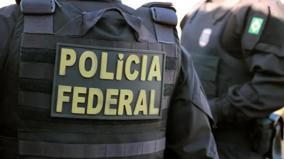 PF combate quadrilha que fraudava pensões da UFRJ
