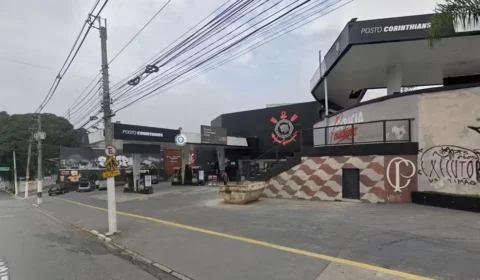Postos com marca do Corinthians pertencem a alvos da maior operação contra o PCC