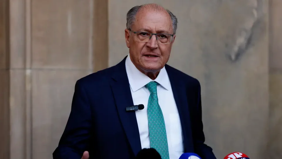 ‘Estamos muito otimistas’, diz Alckmin após conversa de Lula e Trump