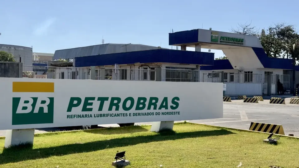 Ibama vê pendências em plano da Petrobras para Foz do Amazonas e pede nova reunião