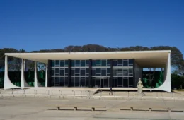 STF, Congresso e governo discutem reajuste no teto como compensação a fim de penduricalhos