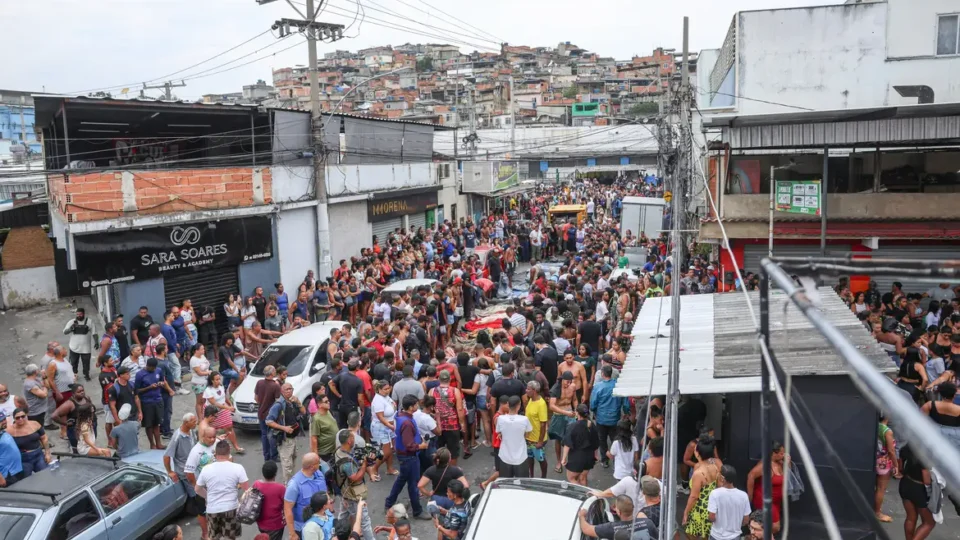 Deputados pedem investigação federal sobre operação com mais de 120 mortos no RJ