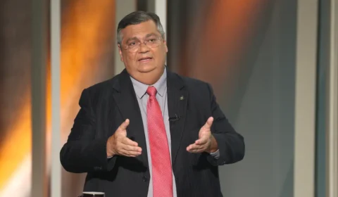 É preciso quixotear ao lado de Flávio Dino