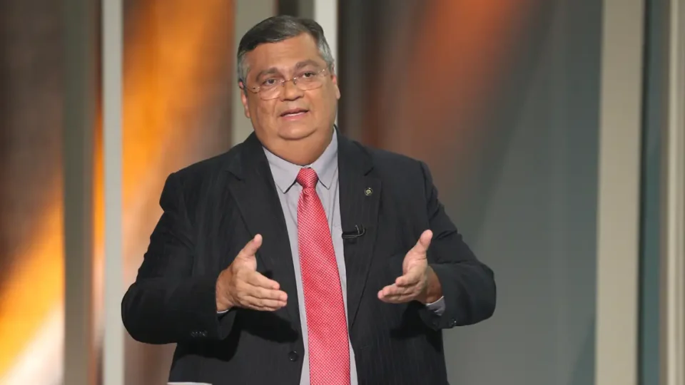 É preciso quixotear ao lado de Flávio Dino
