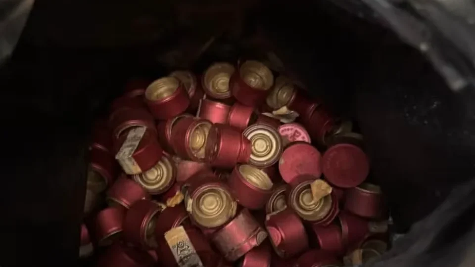 Polícia prende principal fornecedor de material para produção de destilados adulterados em SP