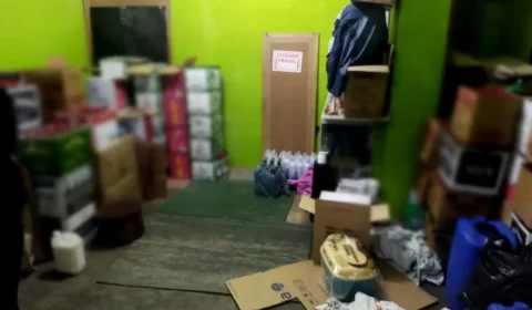 Polícia localiza fábrica clandestina ligada à morte de 2 pessoas por intoxicação com metanol em SP