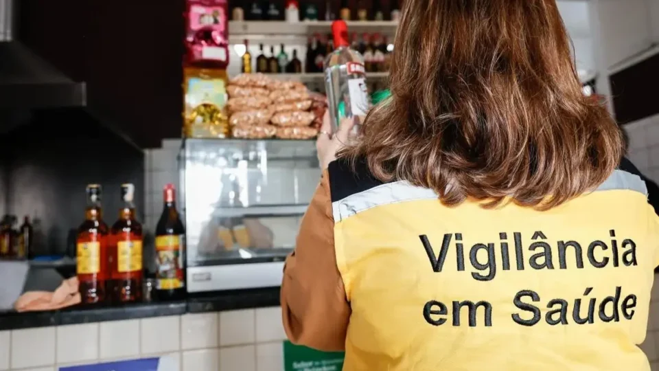 Brasil confirma 17 casos e 2 óbitos por intoxicação por metanol