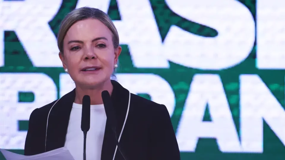 Gleisi diz que governo é ‘terminantemente contra’ projeto que equipara facções a terroristas