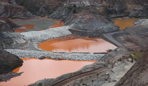 Condenação da BHP dá esperança para reverter absolvição de réus da tragédia de Mariana