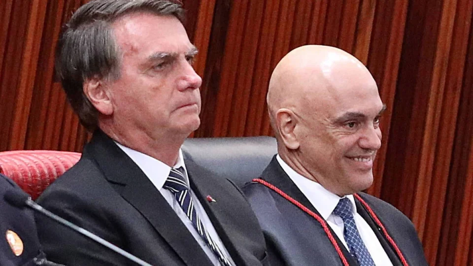 Acórdão abre margem para Moraes decretar prisão de Bolsonaro na semana que vem