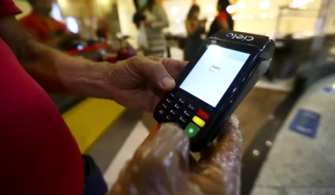 Ticket e VR obtêm liminares na Justiça contra novas regras do PAT