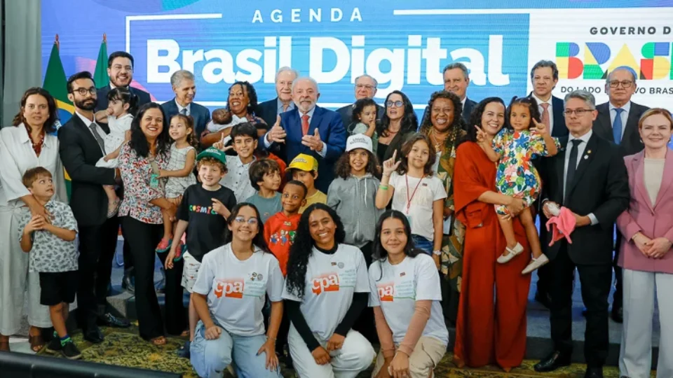 ECA digital entra em vigor em cinco meses, mas ainda não se sabe como aferir idade