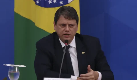 Tarcísio aposta em ‘cara verde’ do bolsonarismo para disputar espaço com Lula na COP