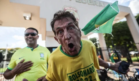 Prisão de Bolsonaro pega aliados de surpresa e dificulta mobilização de apoiadores