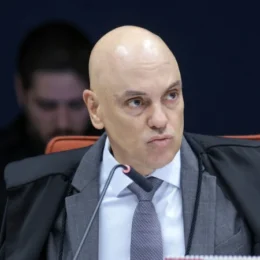 Moraes manda tribunais explicarem descumprimento de regra sobre penduricalhos