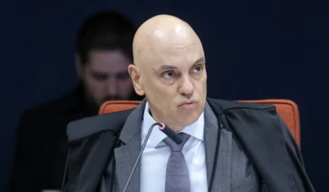 Moraes manda perícia avaliar pedido de cirurgia de Bolsonaro