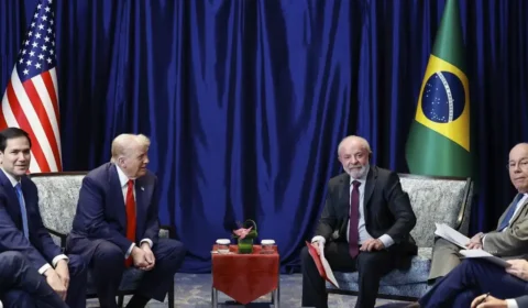 Brasil avalia aceitar cotas em vez de isenção total no tarifaço de Trump