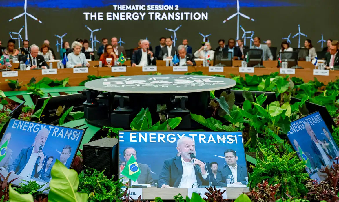 China diz que países ricos devem financiar clima e se esquiva de aporte ao TFFF